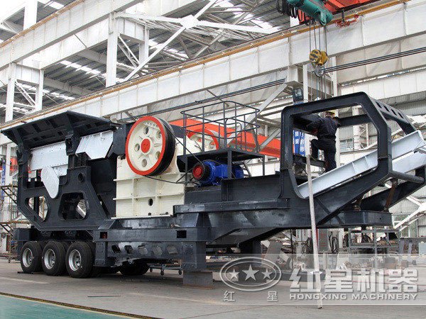 汽車(chē)車(chē)載移動(dòng)碎石機