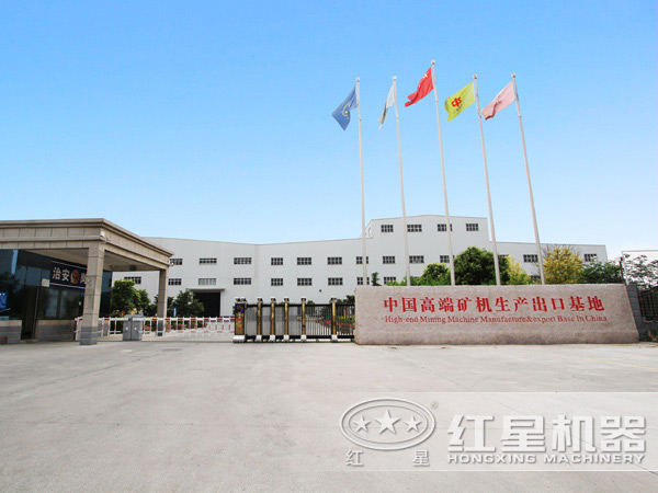 一鐘頭8-28噸，出料325目的石英沙磨粉設備廠(chǎng)家