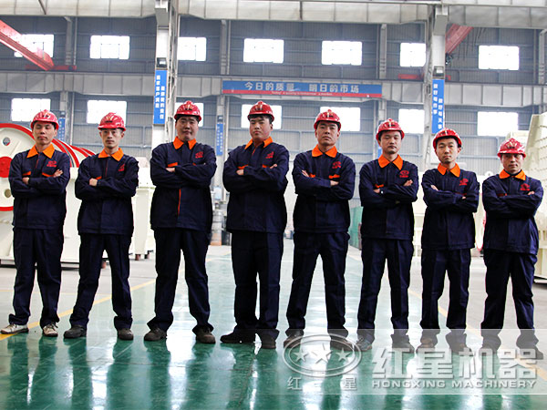 車(chē)載石子破碎機售后人員風(fēng)姿