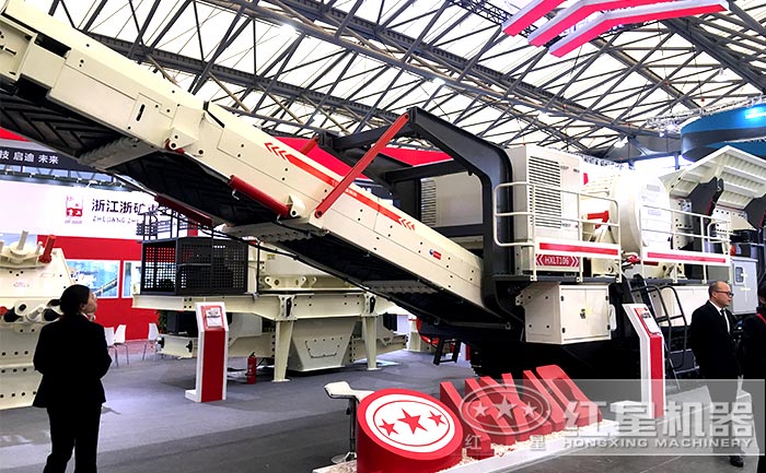 履帶式移動(dòng)顎破機