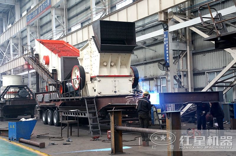 時(shí)產(chǎn)150噸建筑垃圾移動(dòng)破碎機，可定制
