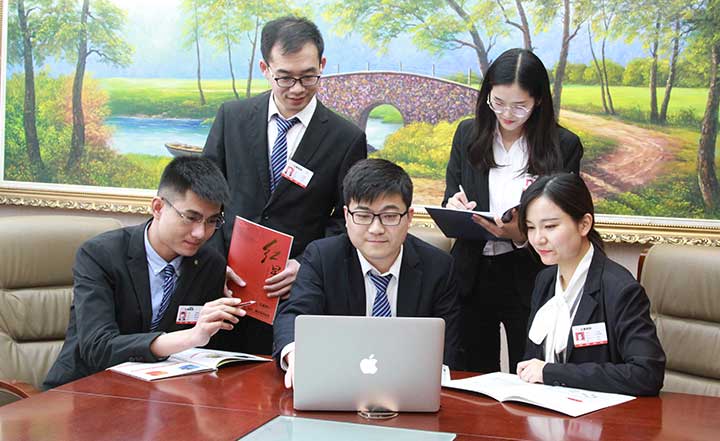 認真商榷設計方案，為用戶(hù)提供更科學(xué)的投資方針