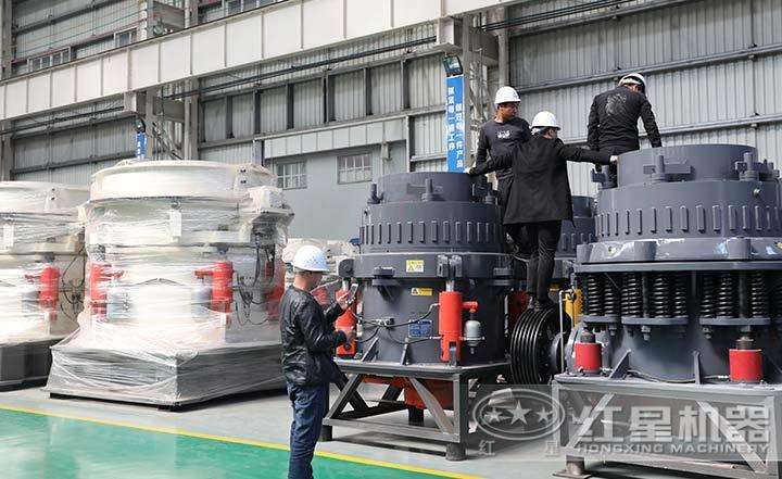 全液壓圓錐破碎機，液壓過(guò)載保護裝置，自動(dòng)調節出料粒度