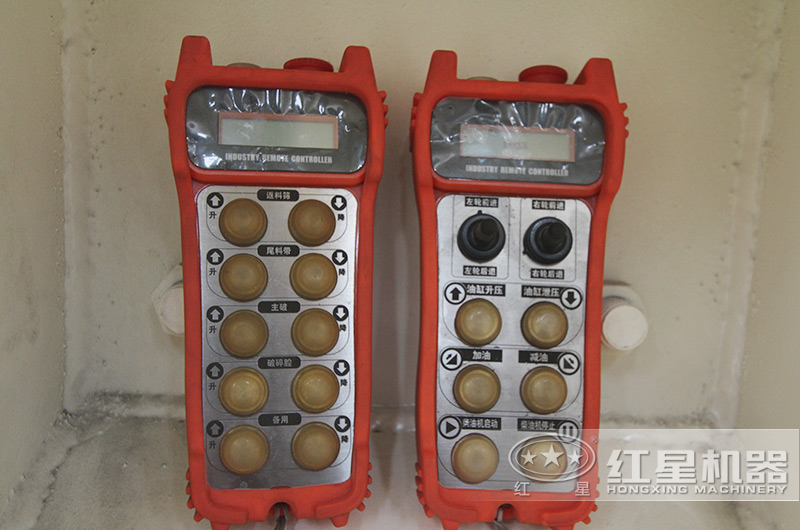 遙控操作行走，大型環(huán)保車(chē)載移動(dòng)磕石機高度智能化 