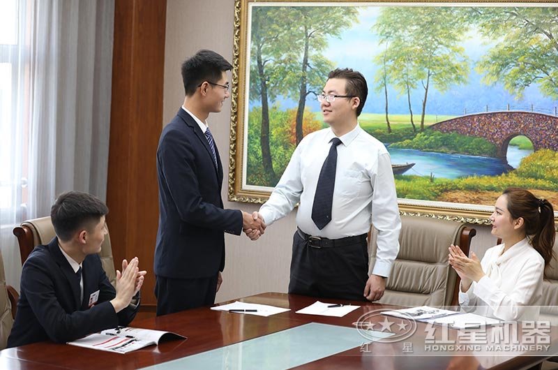 客戶(hù)來(lái)廠(chǎng)合理選購制砂設備