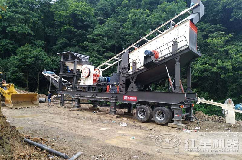 四合一小型移動(dòng)磕石機