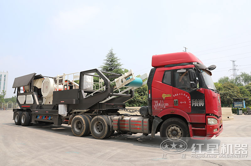 建筑廢料粉碎機直接開(kāi)往客戶(hù)現場(chǎng)