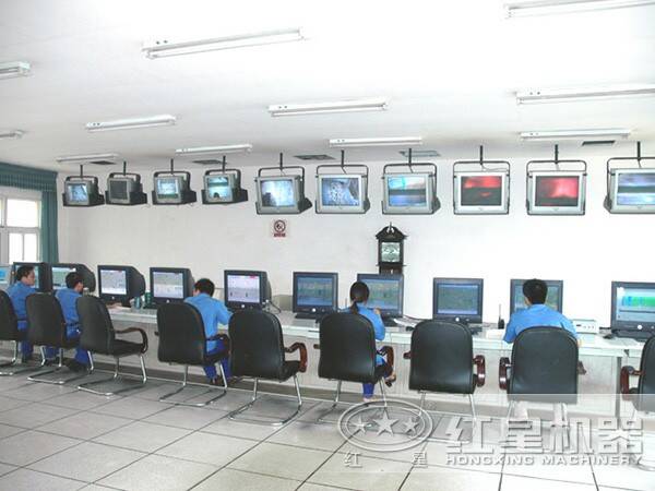 1000tph顎式粉石頭機plc自動(dòng)控制操作間