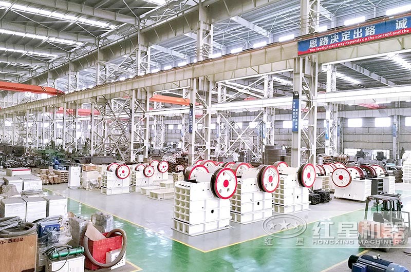 河南石子加工機器生產(chǎn)車(chē)間